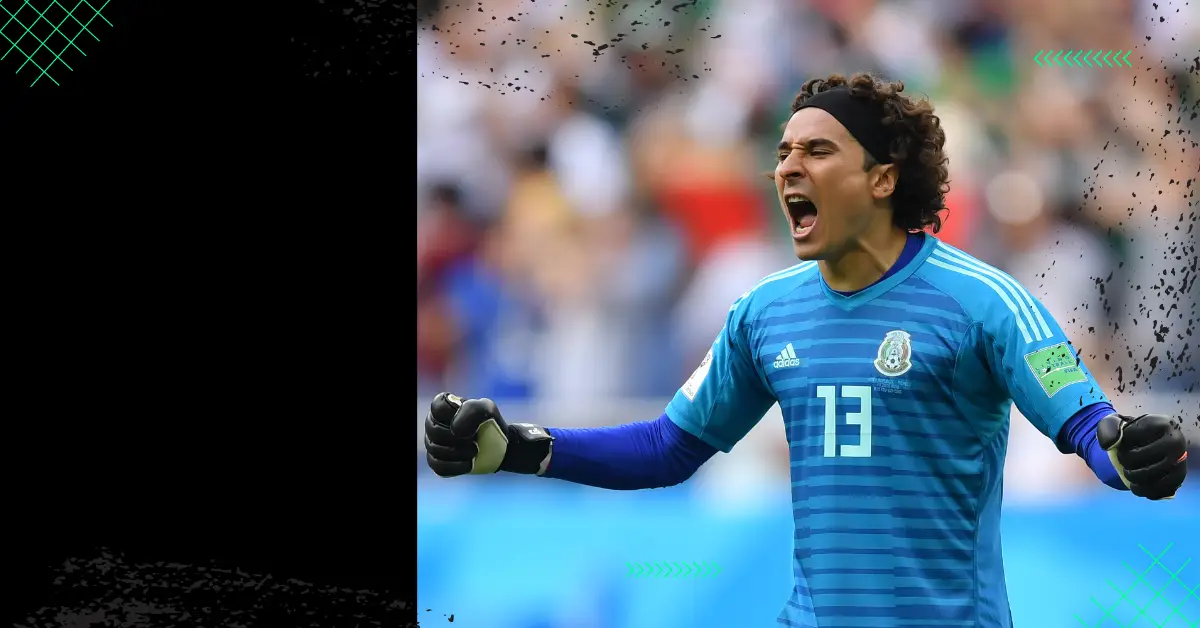 How Tall Is Memo Ochoa