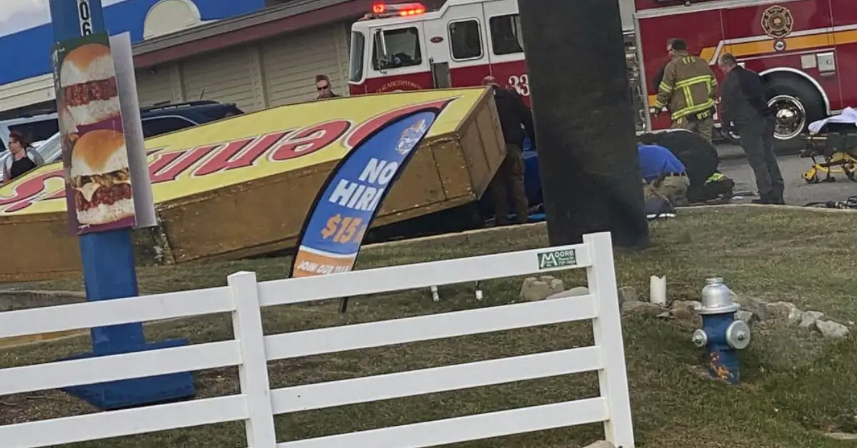 1 Dead, 2 Injured After Denny's Sign Falls On Car In Kentucky