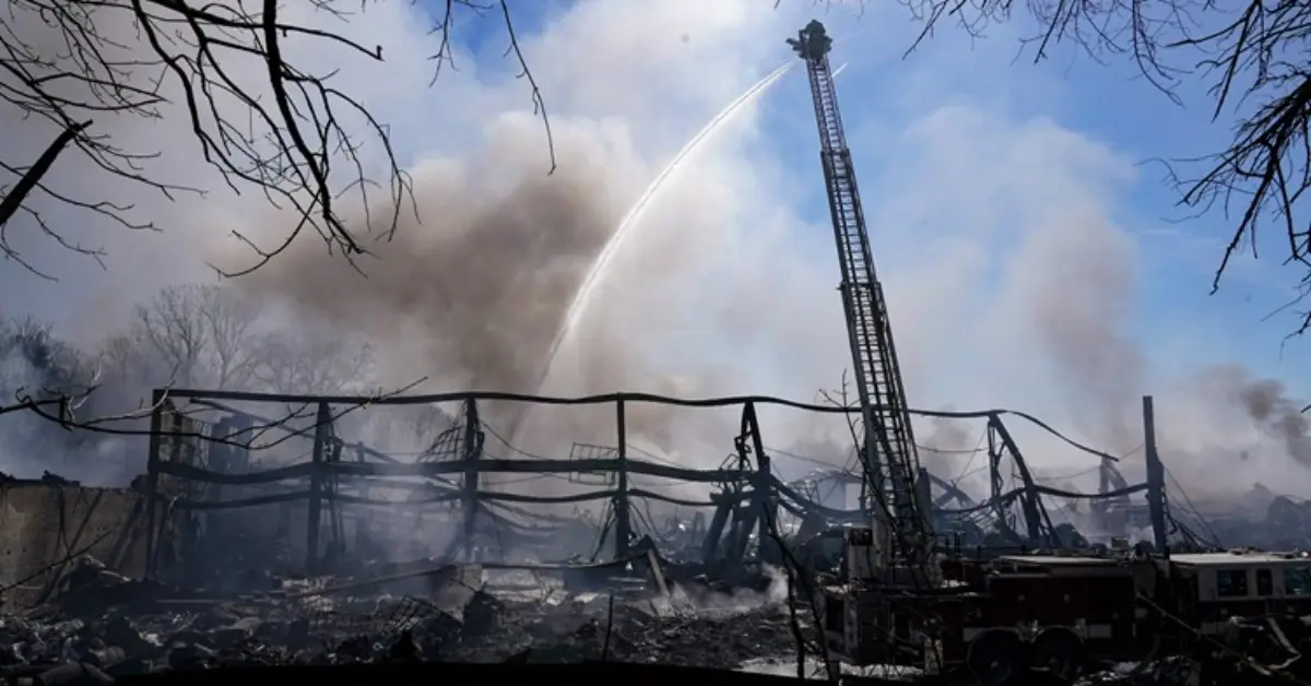 Evacuation Order Lifted In Area Around Indiana Plastic Fire