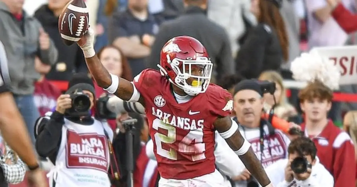 Arkansas Cornerback Quincey Mcadoo Involved In Car Accident