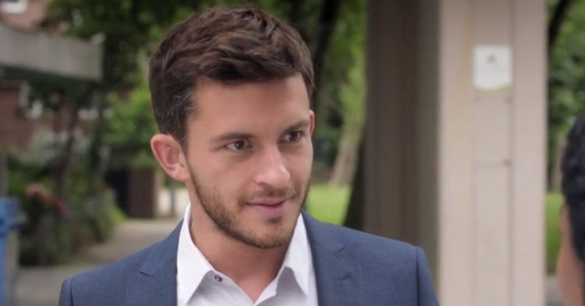 Jonathan Bailey Net Worth